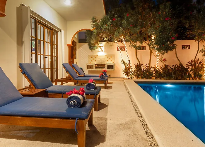Casa Anita - Relaxing Steps From The * Puerto Morelos