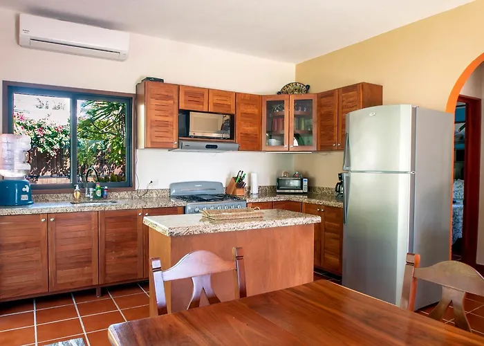 Casa Anita - Relaxing Steps From The Puerto Morelos