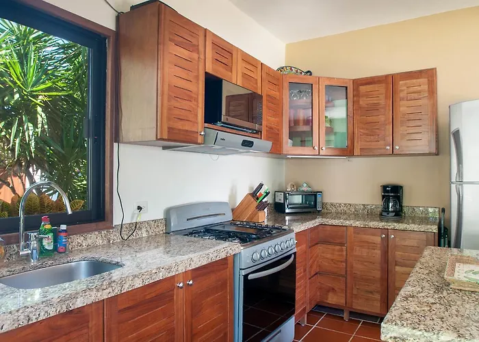 Casa Anita - Relaxing Steps From The Puerto Morelos